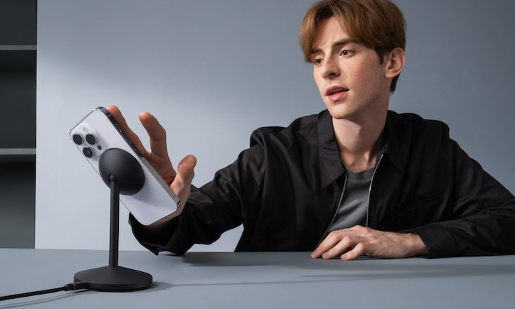 Cable‑Free Power 101: How Does Wireless Charging Work?